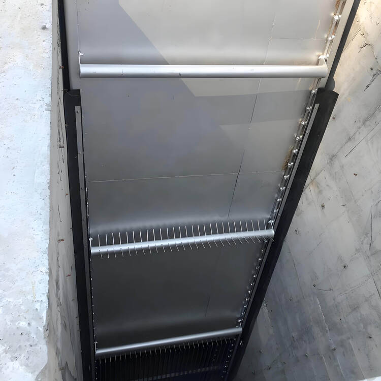 不锈钢三索式格栅清污机 水电站准确清污设备 厂家报价支持验厂应用实拍 | 适配通用场景 | 安装使用场景展示