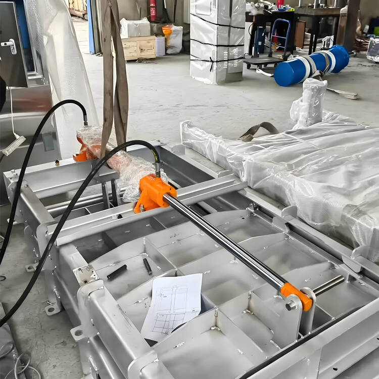 不锈钢速闭式闸板 应急防洪专用 304 不锈钢闸板细节特写 | 不锈钢核心部件 | 核心功能展示