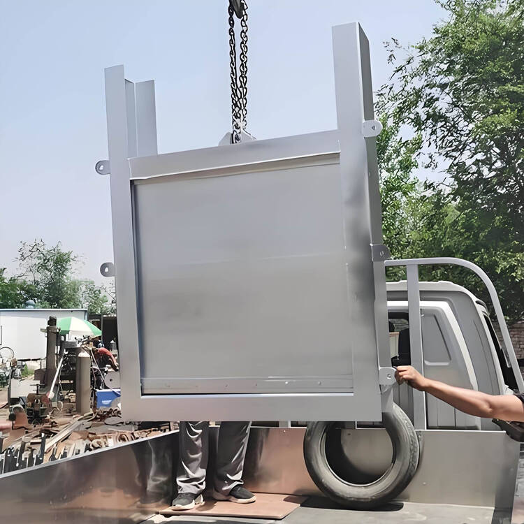 大型泵站改造案例：1000 不锈钢拍门定制安装与防渗漏技术应用整体外观 | 不锈钢 | 水利设备整体结构展示