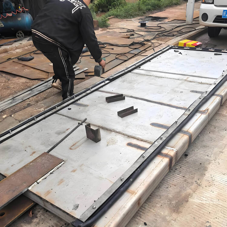 雨水收集系统案例：不锈钢拍门常见故障排查与维修技巧分享整体外观 | 不锈钢 | 水利设备整体结构展示